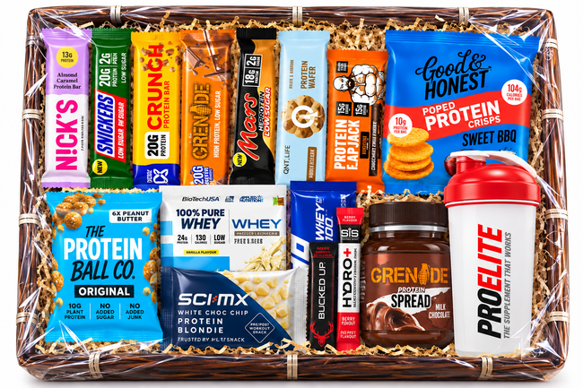 Ultimate Protein Gift Hamper – 18-Piece Sports Nutrition Gift Box with Protein Bars, Cookies, Flapjacks, Shaker & Supplements